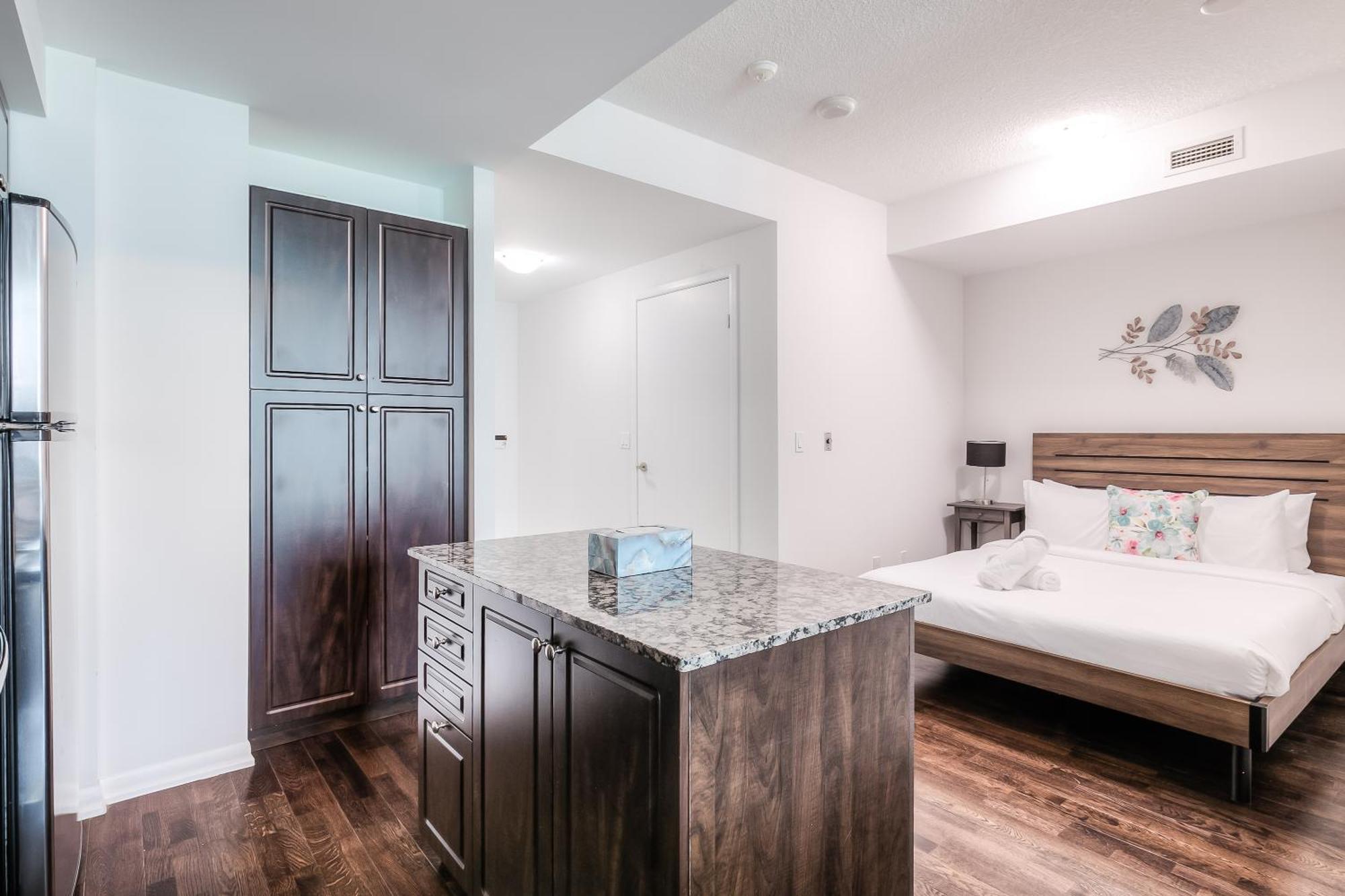 Rivetstays - The Neptune Toronto Dış mekan fotoğraf